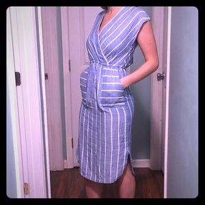 Short sleeve backless dress